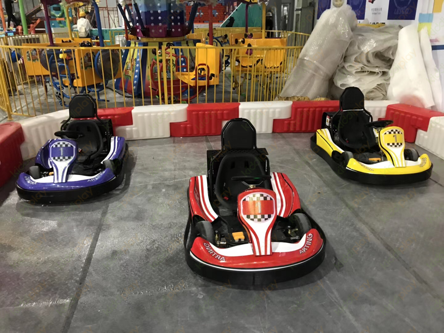 ما هي تطبيقات مواد القولبة الدورانية في مجال Karting؟
